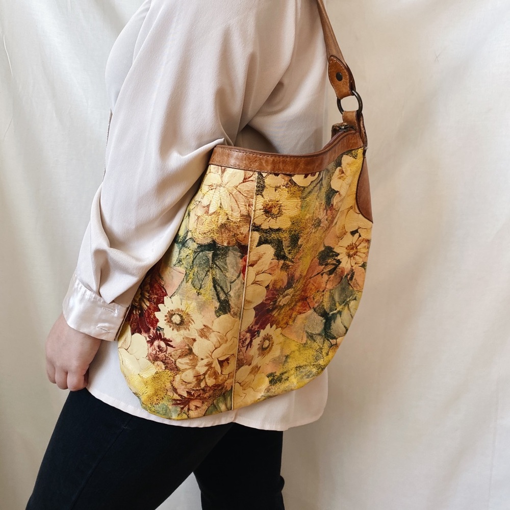 Maurizio Taiuti Genuine Leather Shoulder Bag